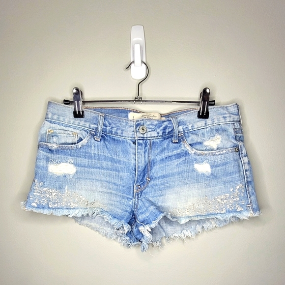 Abercrombie & Fitch Pants - Abercrombie and Fitch 1.5in Jean Short with Embroidered Detail